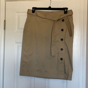 Ann Taylor Khaki side button skirt Size 14